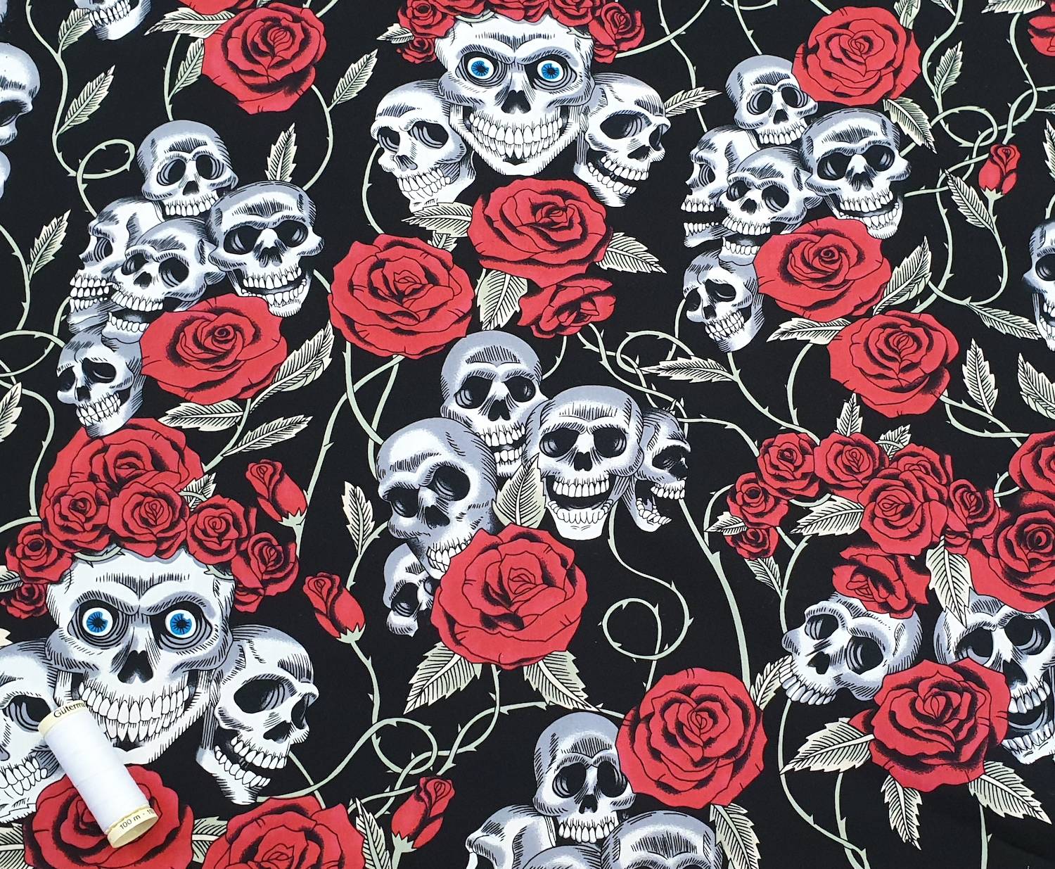 DAY OF THE DEAD PRINT COTTON FABRIC * Quilting * Craft * Dressmaking ...